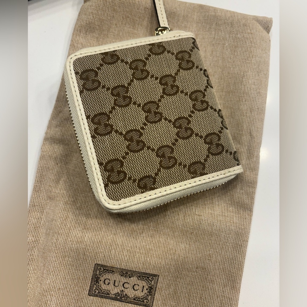 Gucci Wallet - Picture 2 of 10